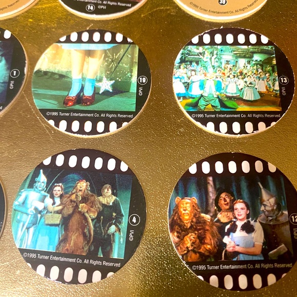 WIZARD OF OZ VINtAGE 90’s POGS GROUP OF 20 DIFFERENT SCENES - Picture 6 of 13
